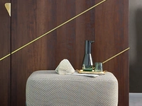 Pouf Cuff in tessuto con piedini in metallo di Bonaldo