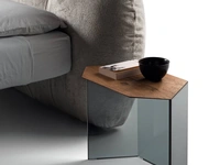 Comodino in legno e vetro Livre 2127 di Lago