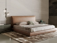 Letto di design in pelle Oris di Bonaldo