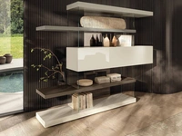 Libreria divisoria bifacciale Air 1467 in laccato e vetro di Lago