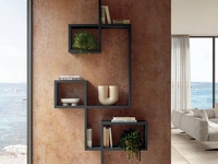 Libreria di design a muro LagoLinea in laccato opaco di Lago