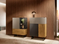 Madia Alta 36e8 Glass 1351 in vetro laccato opaco e fumé e legno di Lago
