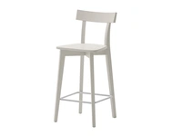 Sgabello Maya in faggio laccato di Veneta Cucine