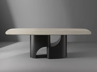 Tavolo Taijitu con top in ceramica di Bonaldo