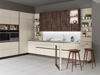 Cucina Moderna angolare con penisola Start-Time J 04 di Veneta Cucine